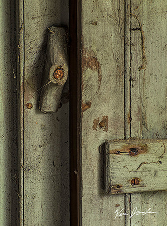 Latch & door