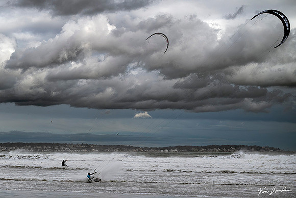 Z62_3893 Two Kite Suffers